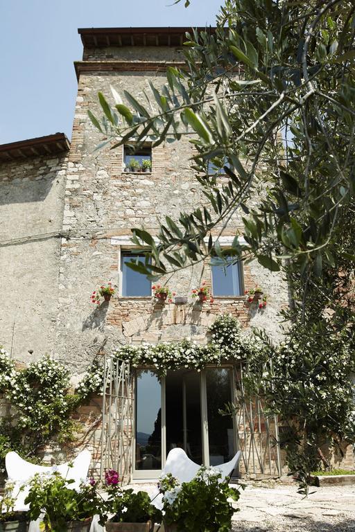 トーディ Il Ghiottone Umbro Bed & Breakfast エクステリア 写真