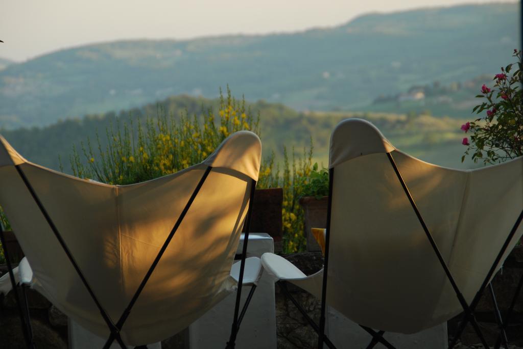 トーディ Il Ghiottone Umbro Bed & Breakfast エクステリア 写真